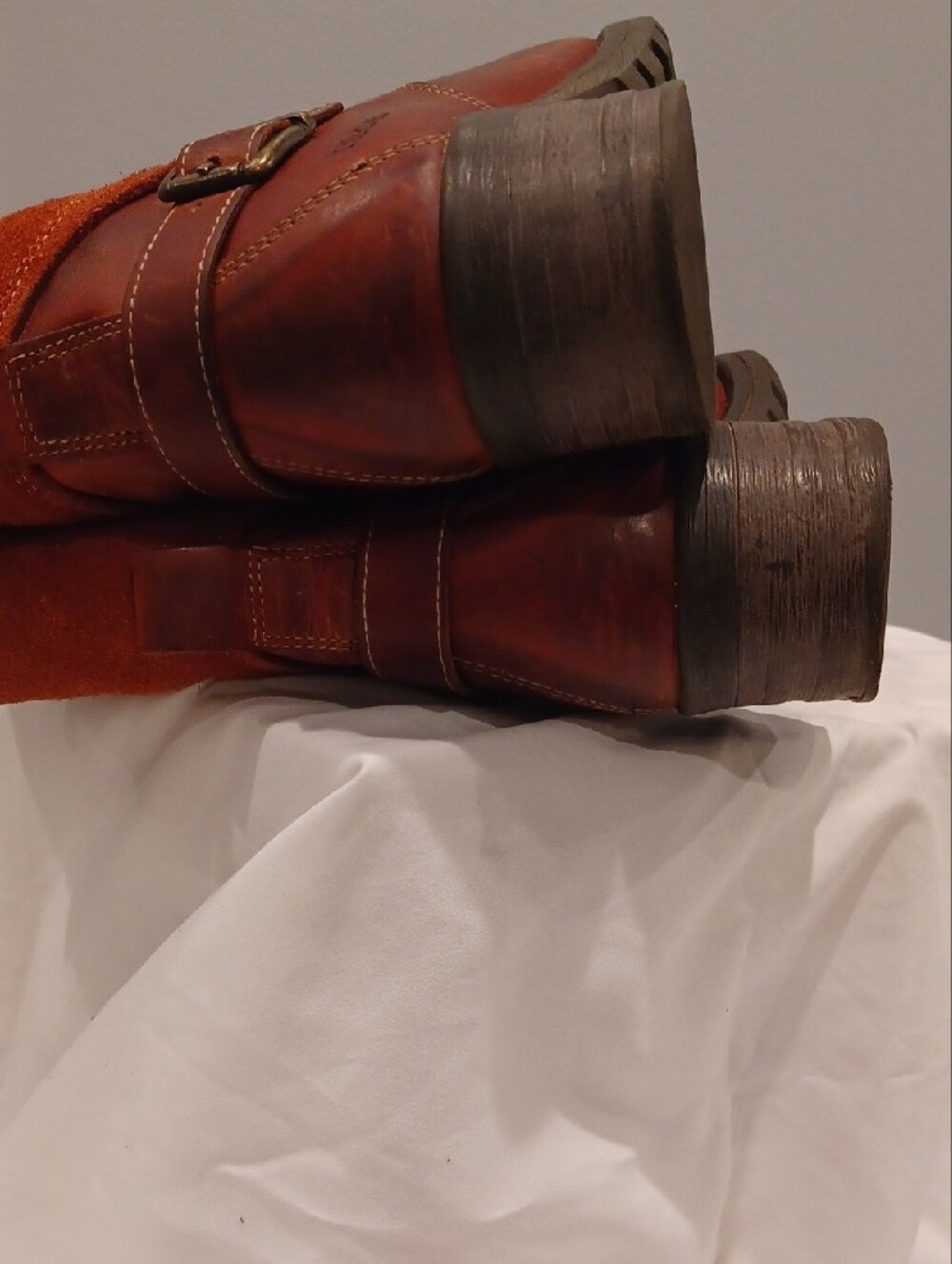Taos Footwear Lace-Up Ankle Boots in Chestnut - Picture 3 of 8